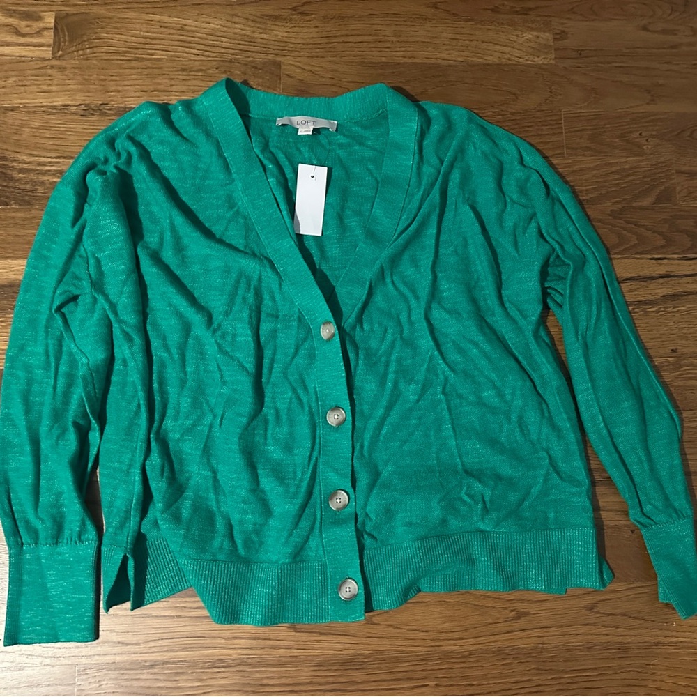 LOFT Kelly green V-Neck Button Cardigan Sweater (NWT)